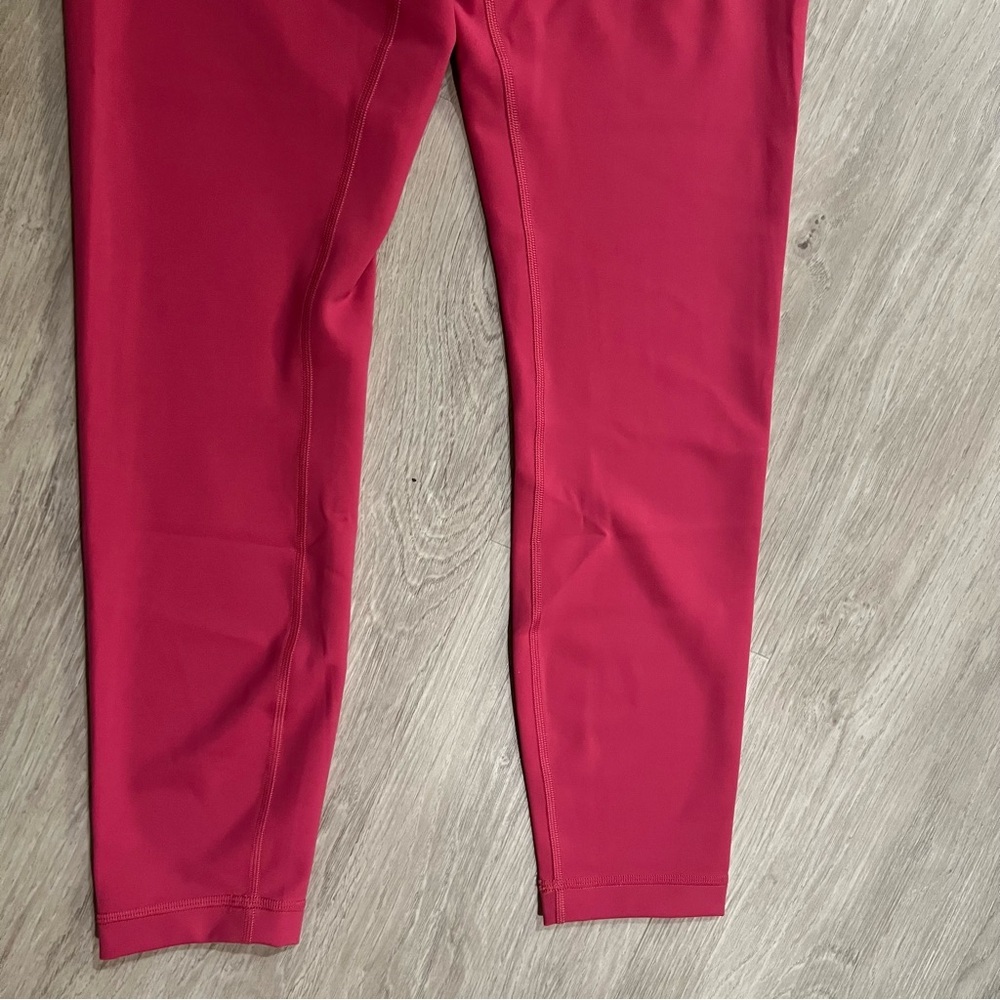 Lululemon Wunder Train 25” High Rise Leggings Raspberry Coulis Size 8 NWT - Picture 3 of 4